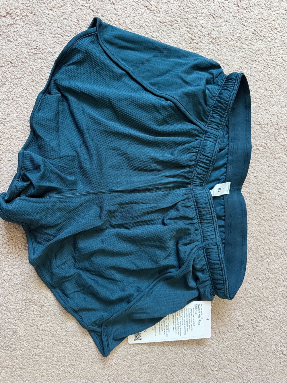 Swiftly short 3” sz 8 NWT